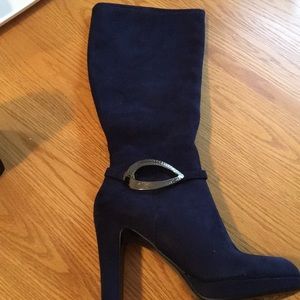 DSW Impo Suede boot size 6.5 never worn